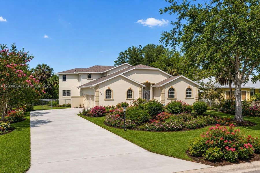 Property photo for 474 N Afterglow Circle, Crystal River, FL