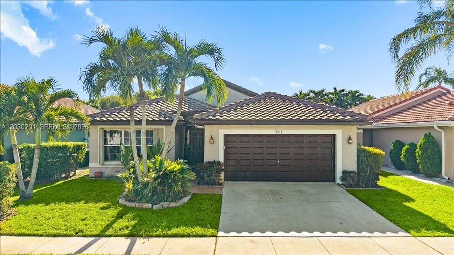 Property photo for 2010 NW 182nd Terrace, Pembroke Pines, FL