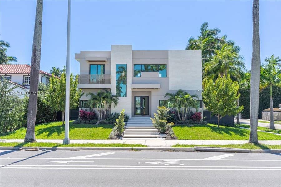 Property photo for 1380 Hollywood Boulevard, Hollywood, FL