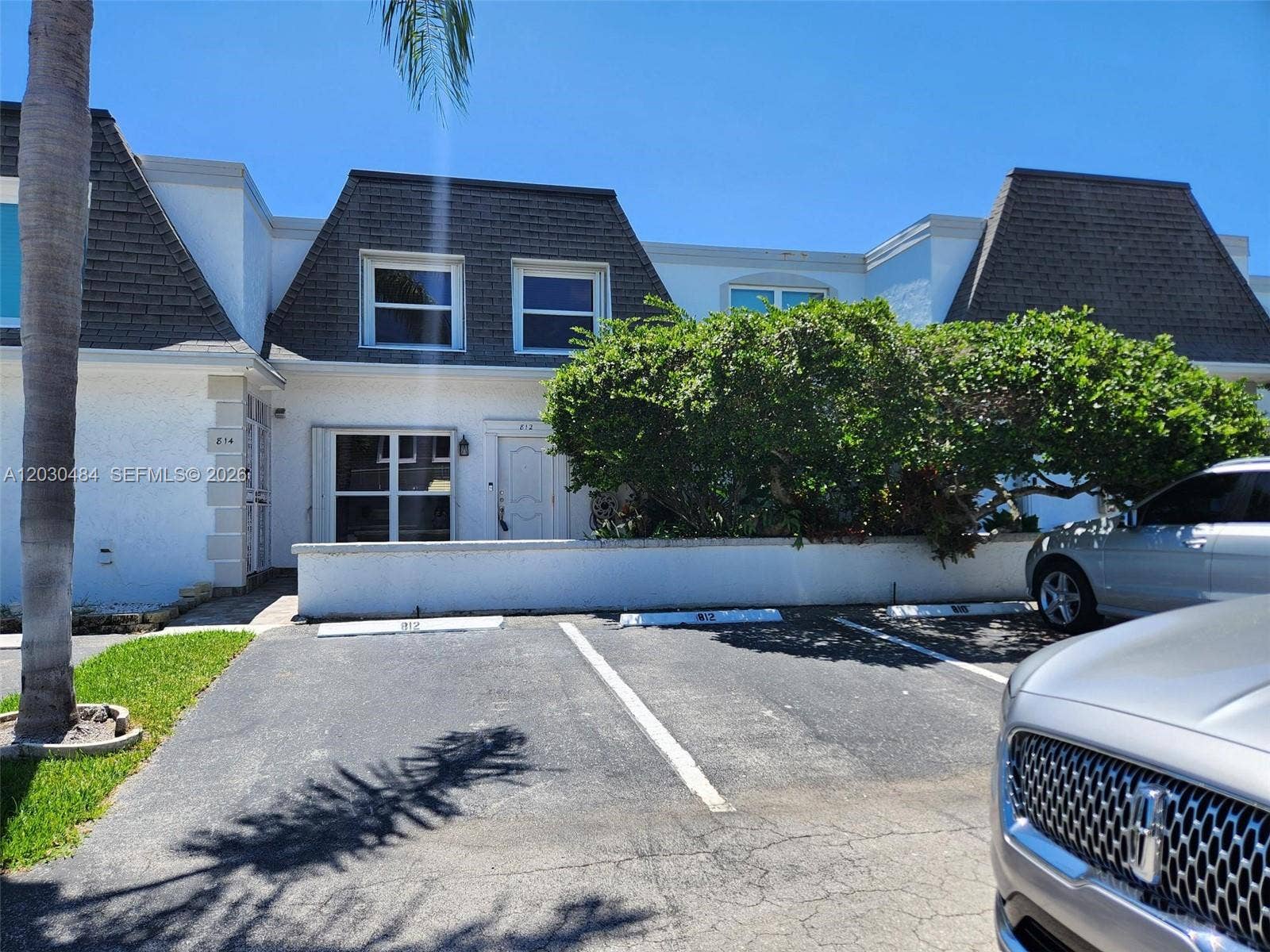 812 NE 26th Avenue, Hallandale Beach, FL 33009 Photo 25