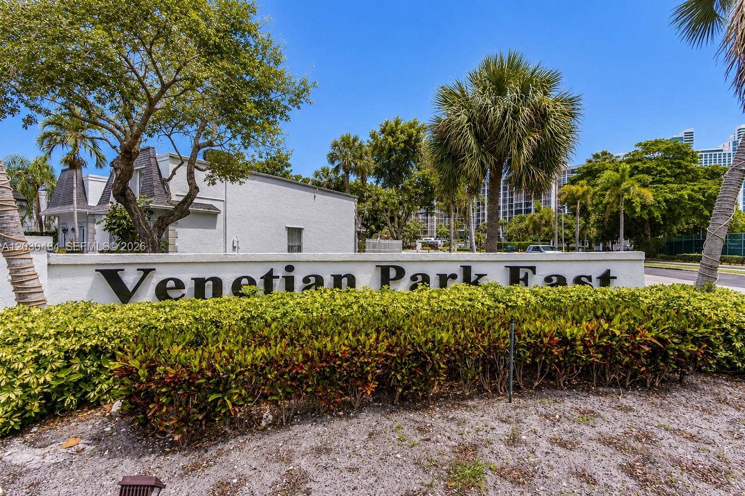 812 NE 26th Avenue, Hallandale Beach, FL 33009 Photo 23