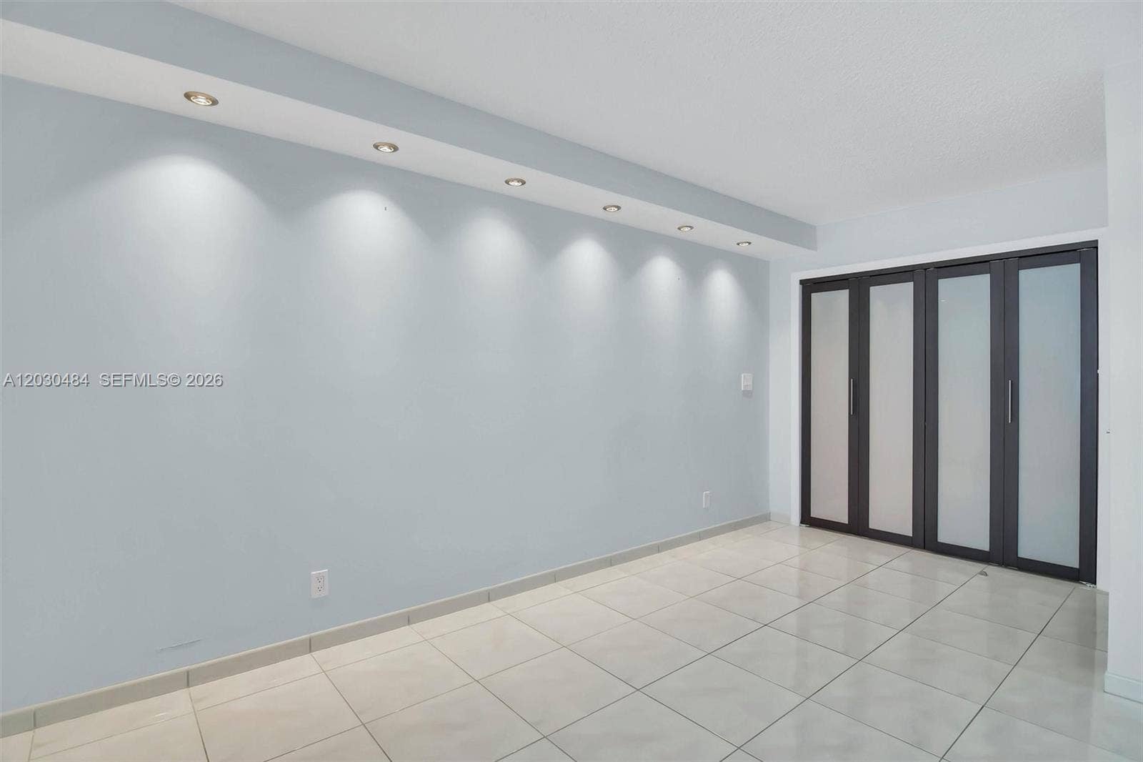 812 NE 26th Avenue, Hallandale Beach, FL 33009 Photo 16
