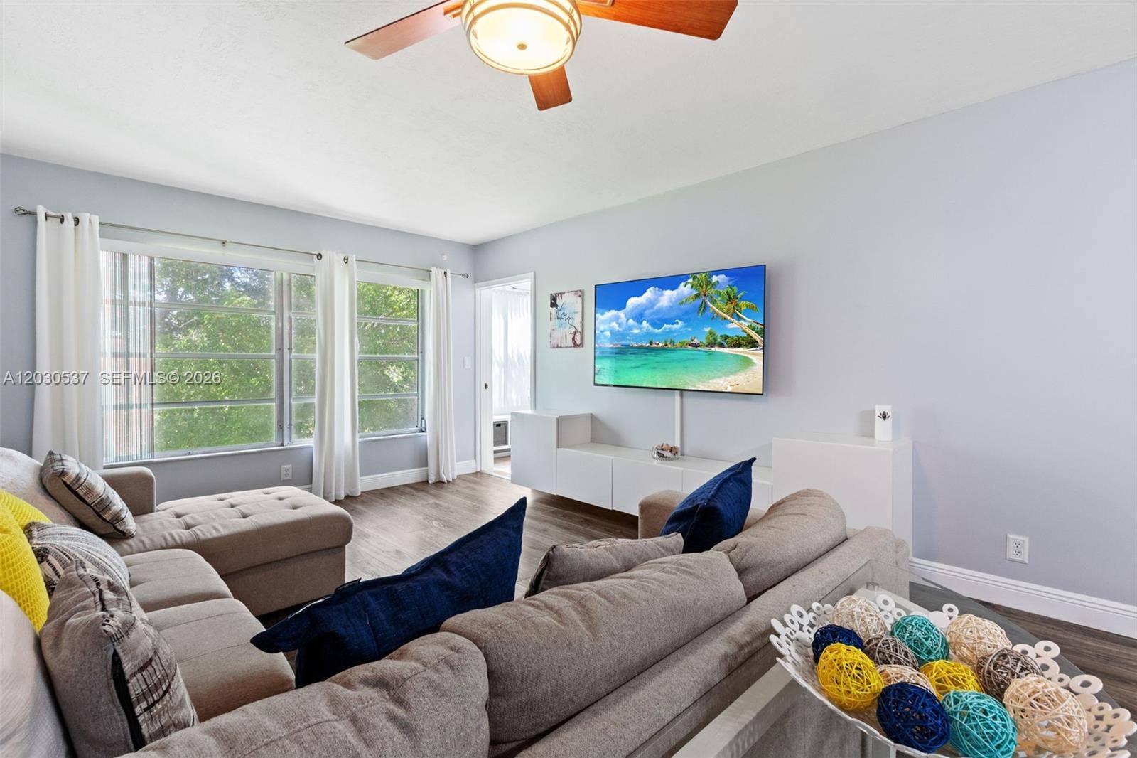 2800 N Palm Aire Drive, #405, Pompano Beach, FL 33069 Photo 6