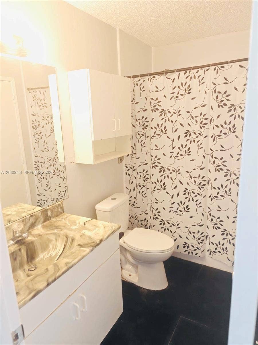 1140 NW 85th Avenue, Plantation, FL 33322 Photo 5