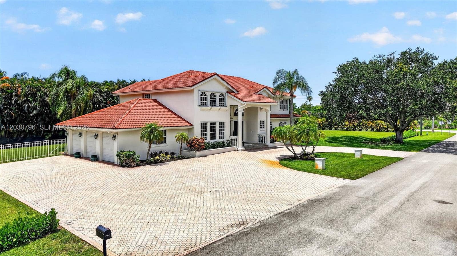 12360 SW 1st Street, Plantation, FL 33325 Photo 3
