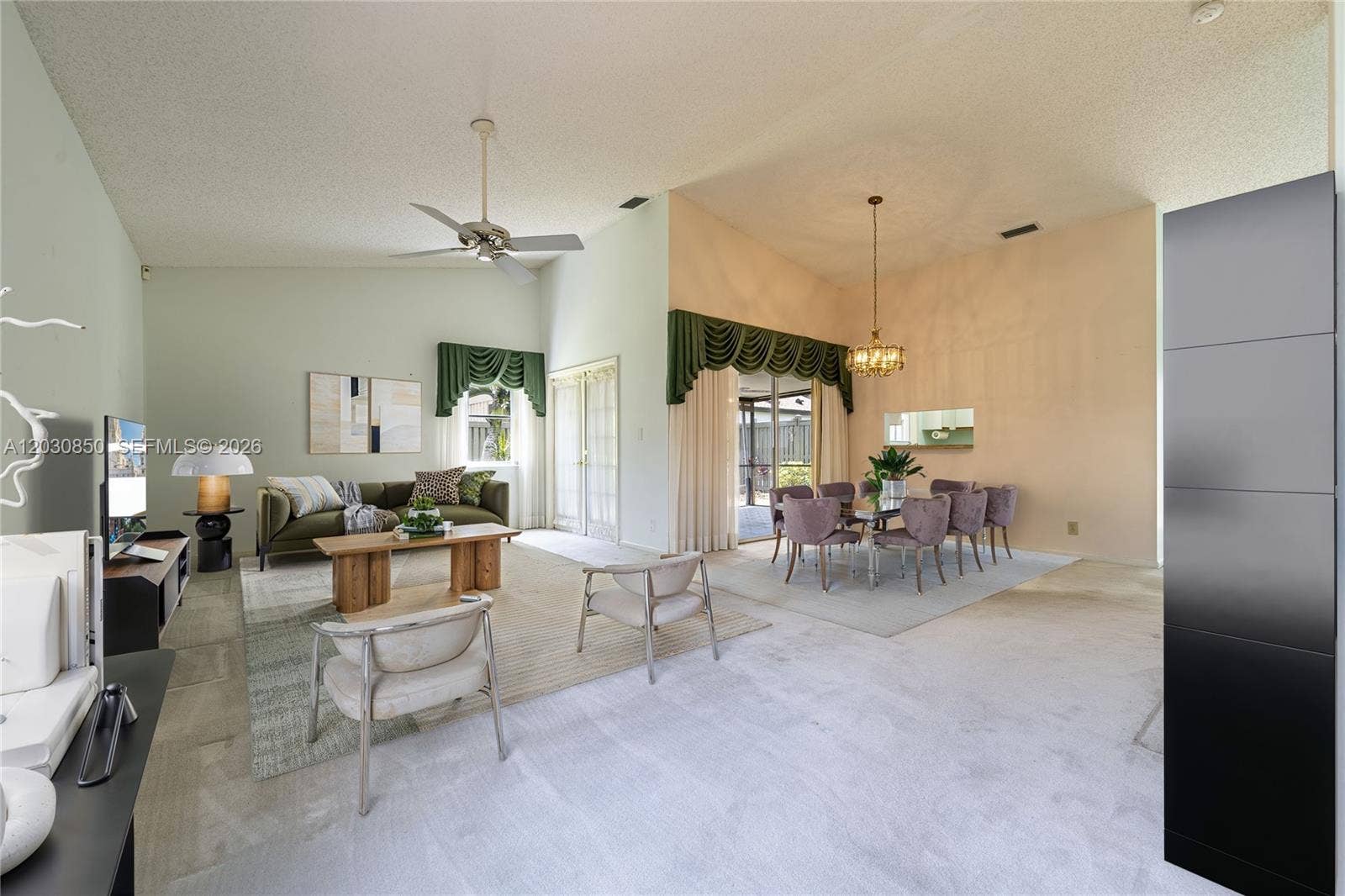 6561 Sutton Court, Parkland, FL 33067 Living Room