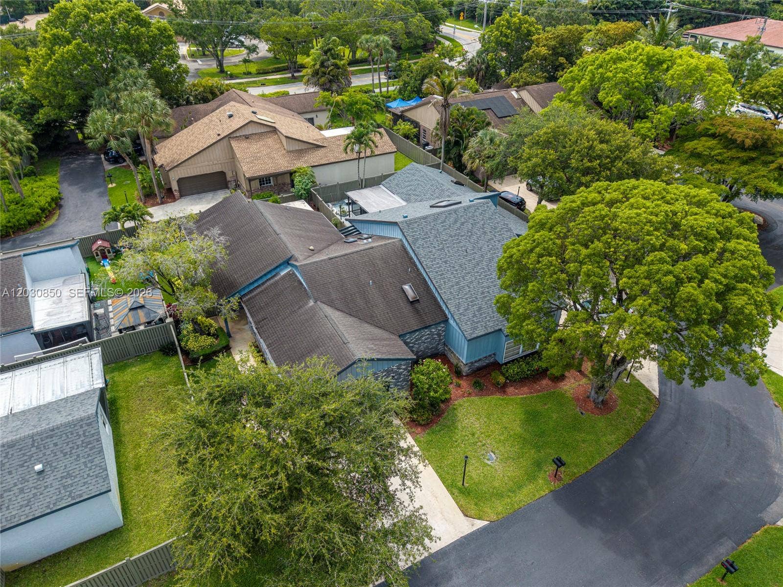 6561 Sutton Court, Parkland, FL 33067 Aerial Top Left