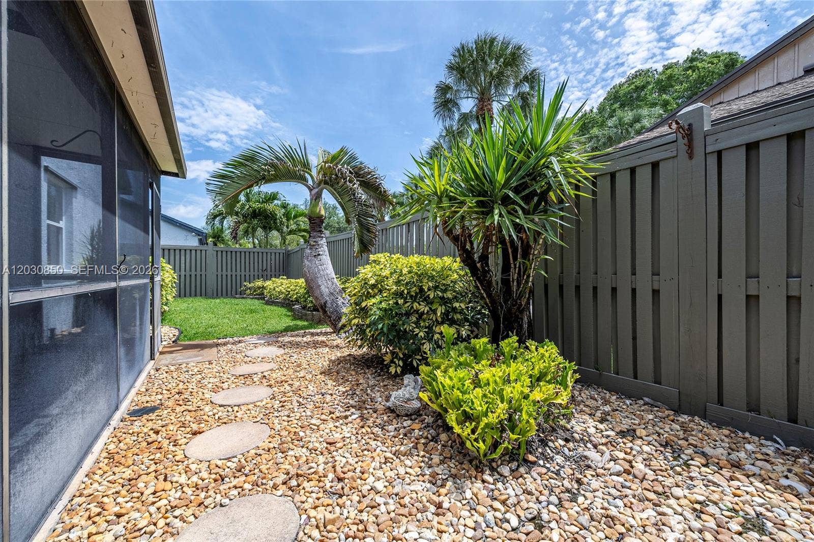6561 Sutton Court, Parkland, FL 33067 Back alley