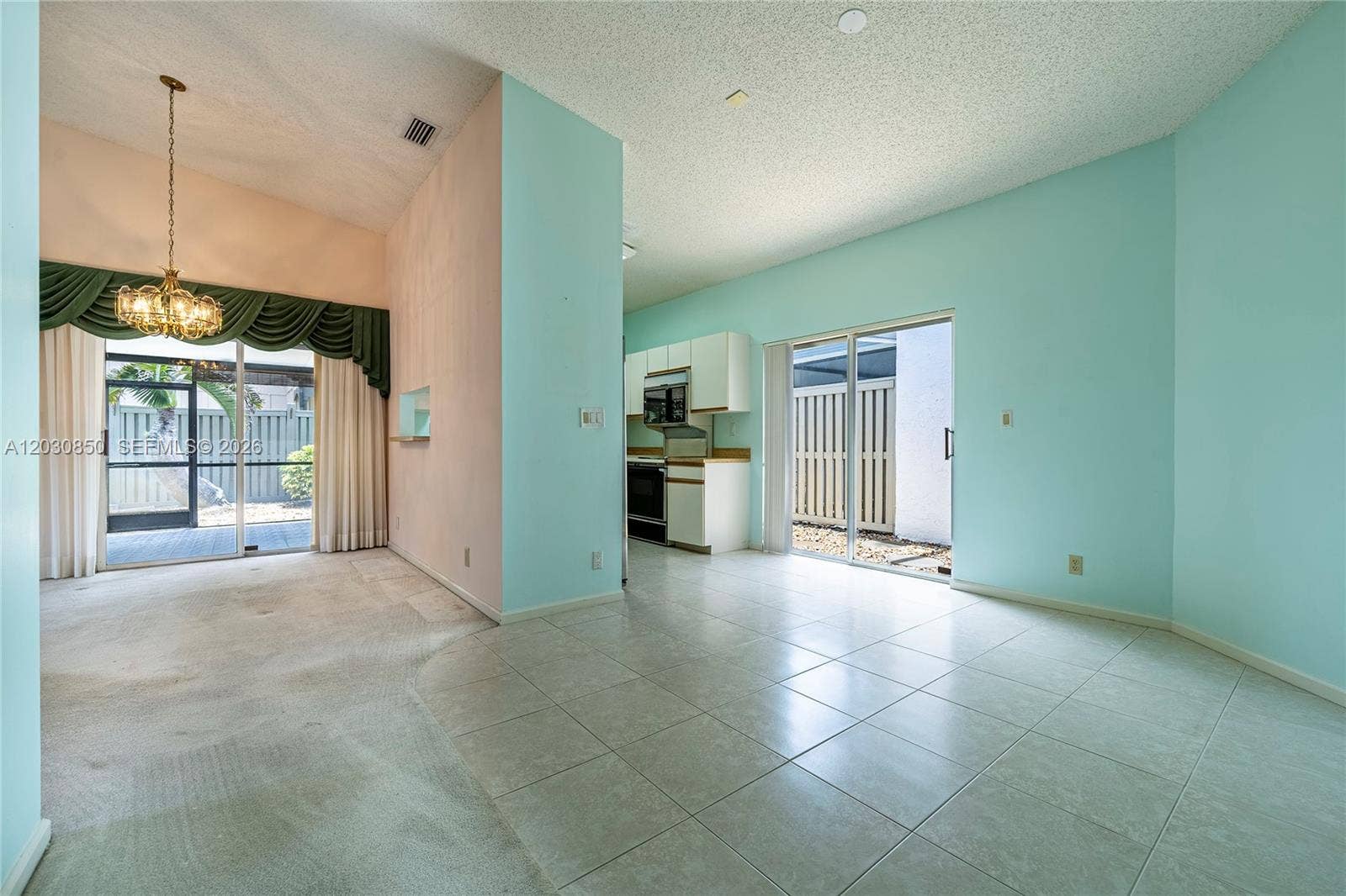 6561 Sutton Court, Parkland, FL 33067 Kitchen Dining & Living Room