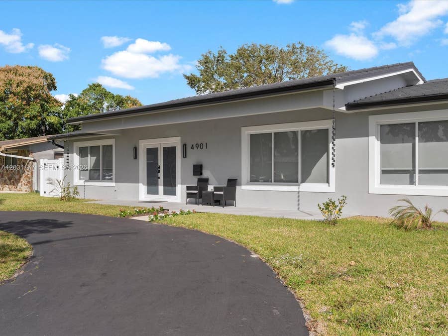 Property photo for 4901 Grant Street, Hollywood, FL