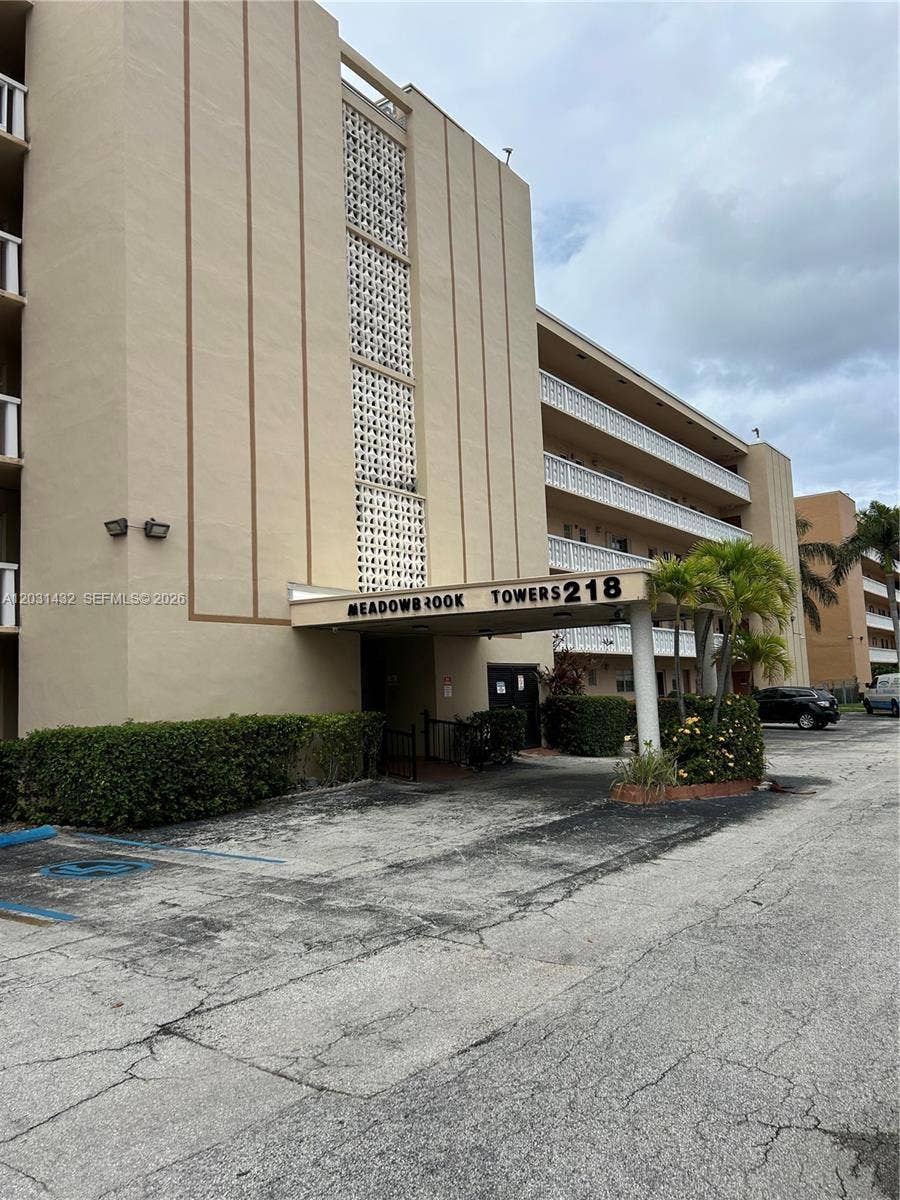 Property photo for 218 NE 12th Avenue, #203, Hallandale Beach, FL