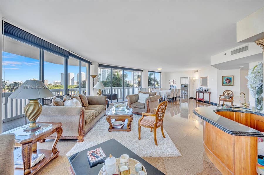 Property photo for 2000 Island Boulevard, #806, Aventura, FL
