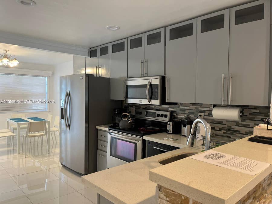 Property photo for 6431 Hayes Street, Hollywood, FL