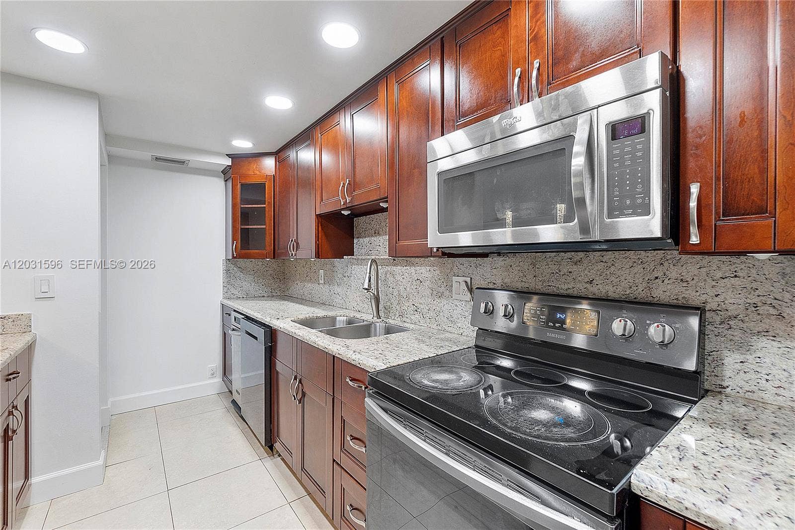 398 Fern Drive, #10-6, Weston, Weston, FL 33326 Photo 16