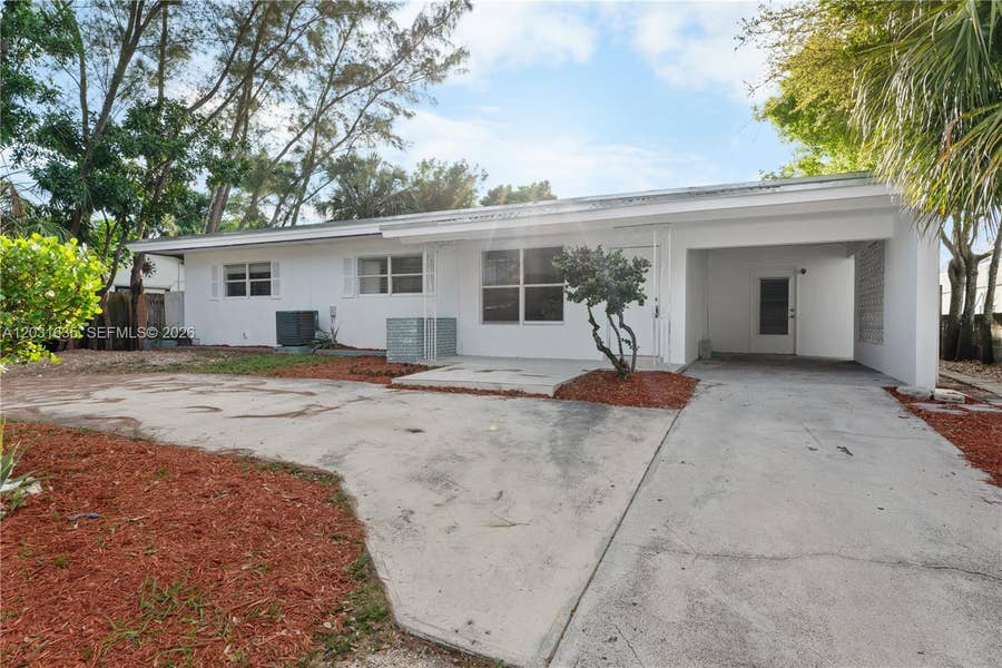 Property photo for 3061 NE 4th Avenue, Wilton Manors, FL