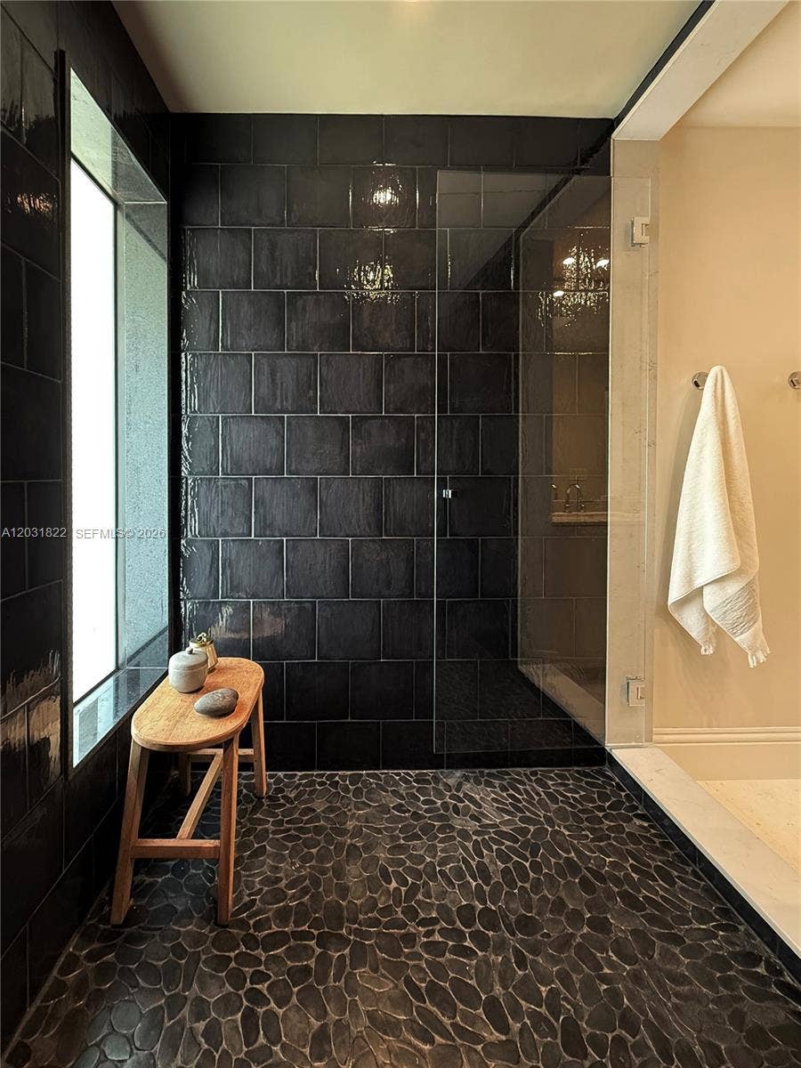 PRIMARY SHOWER