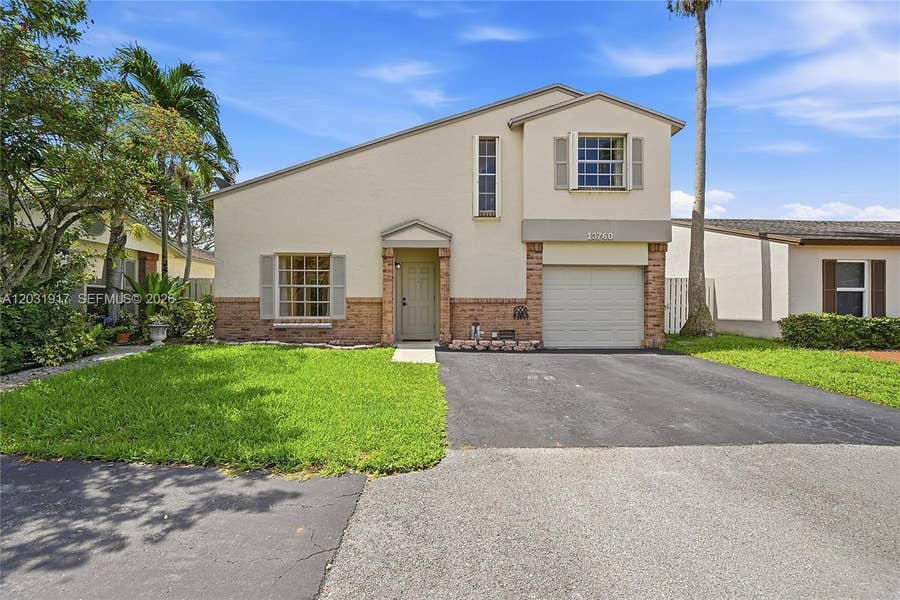 Property photo for 13760 Cumberland Place, Davie, FL