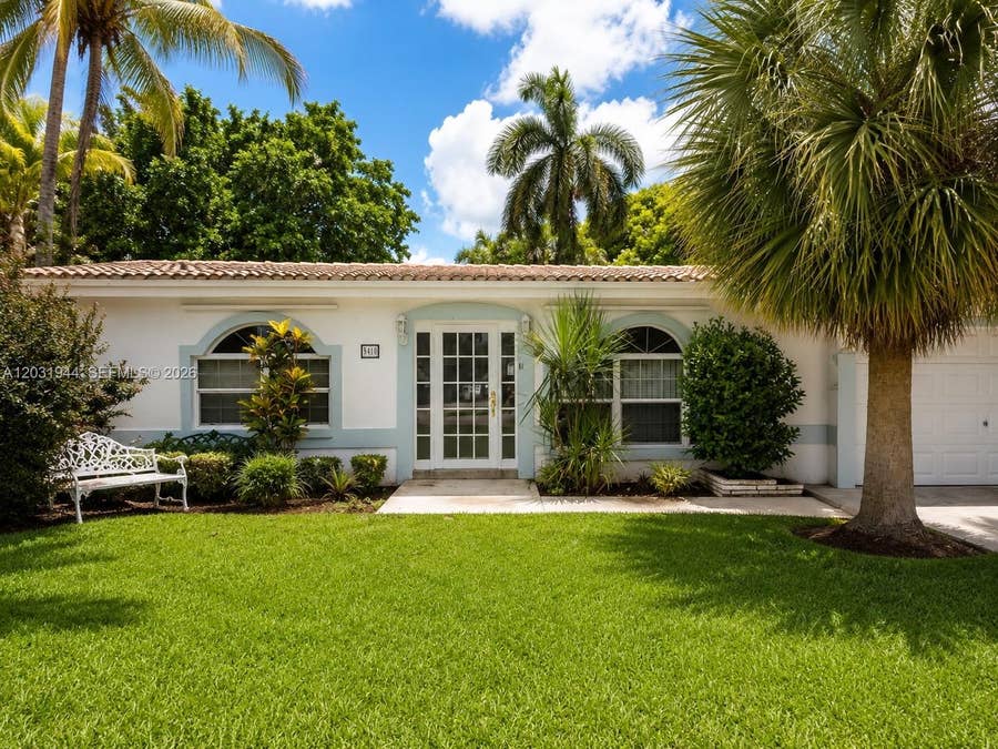 Property photo for 800 NE 2nd Court, Hallandale Beach, FL