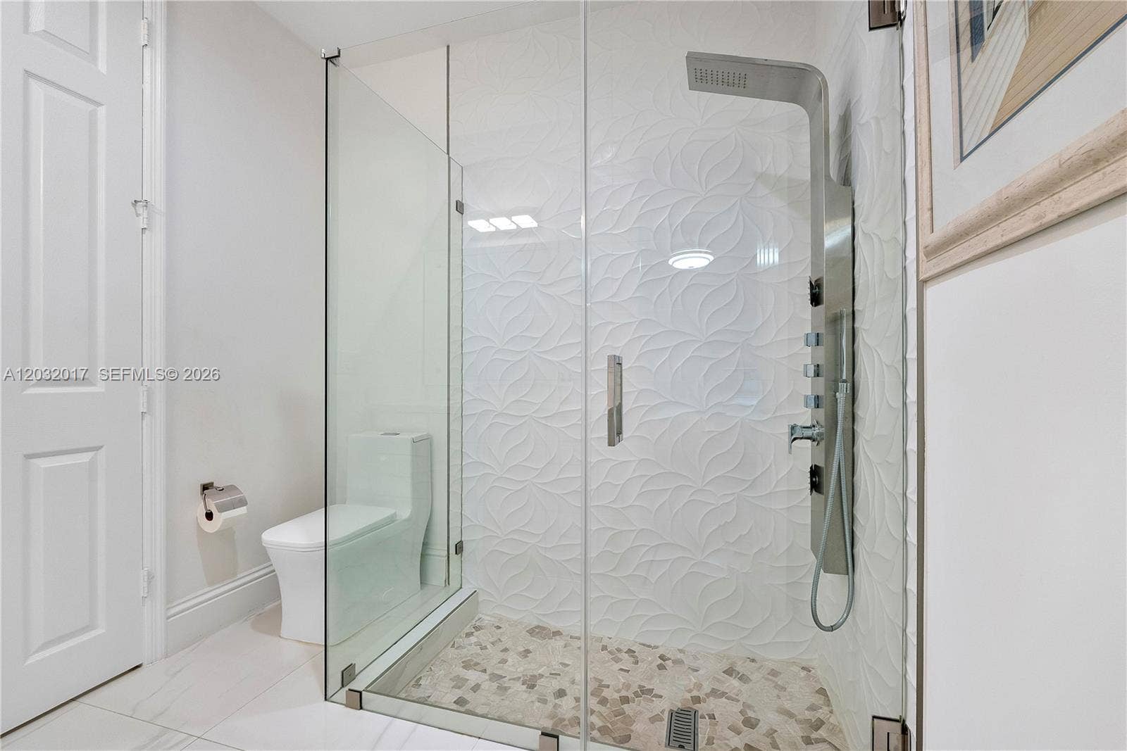 2235 SW 105th Terrace, Davie, FL 33324 Bath #4
