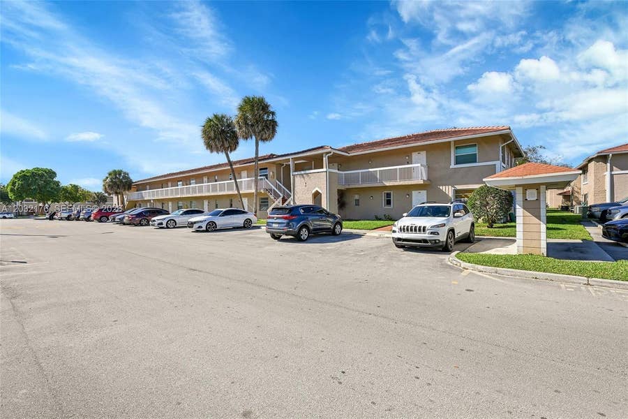 Property photo for 906 Twin Lakes Drive, #8-J, Coral Springs, FL