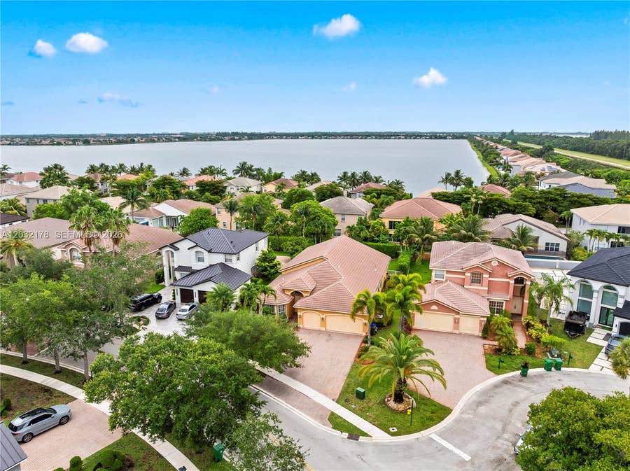 Property photo for 5431 SW 184th Way, Miramar, FL