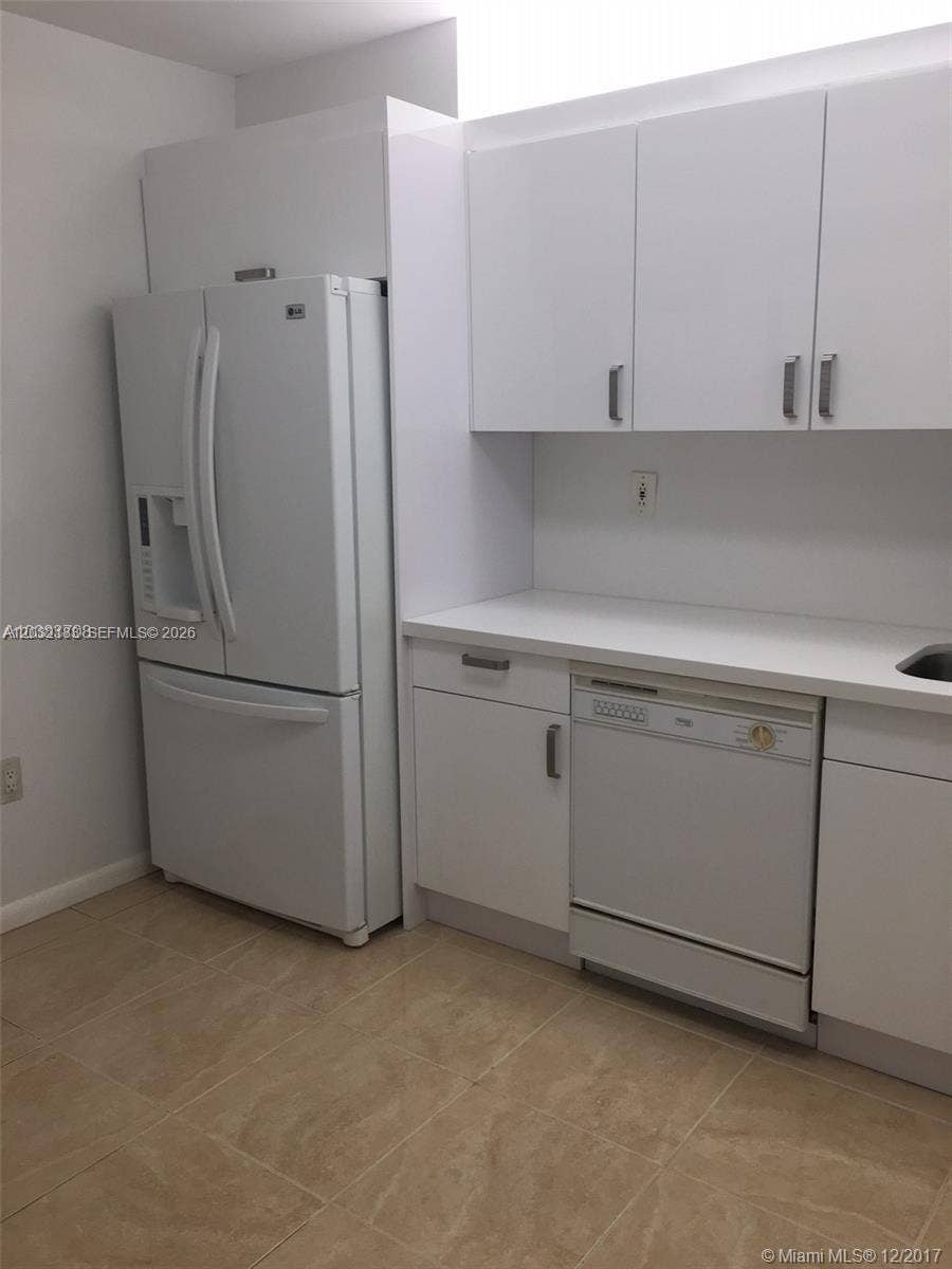 9341 Collins Avenue, #1006, Surfside, Surfside, FL 33154 Photo 4