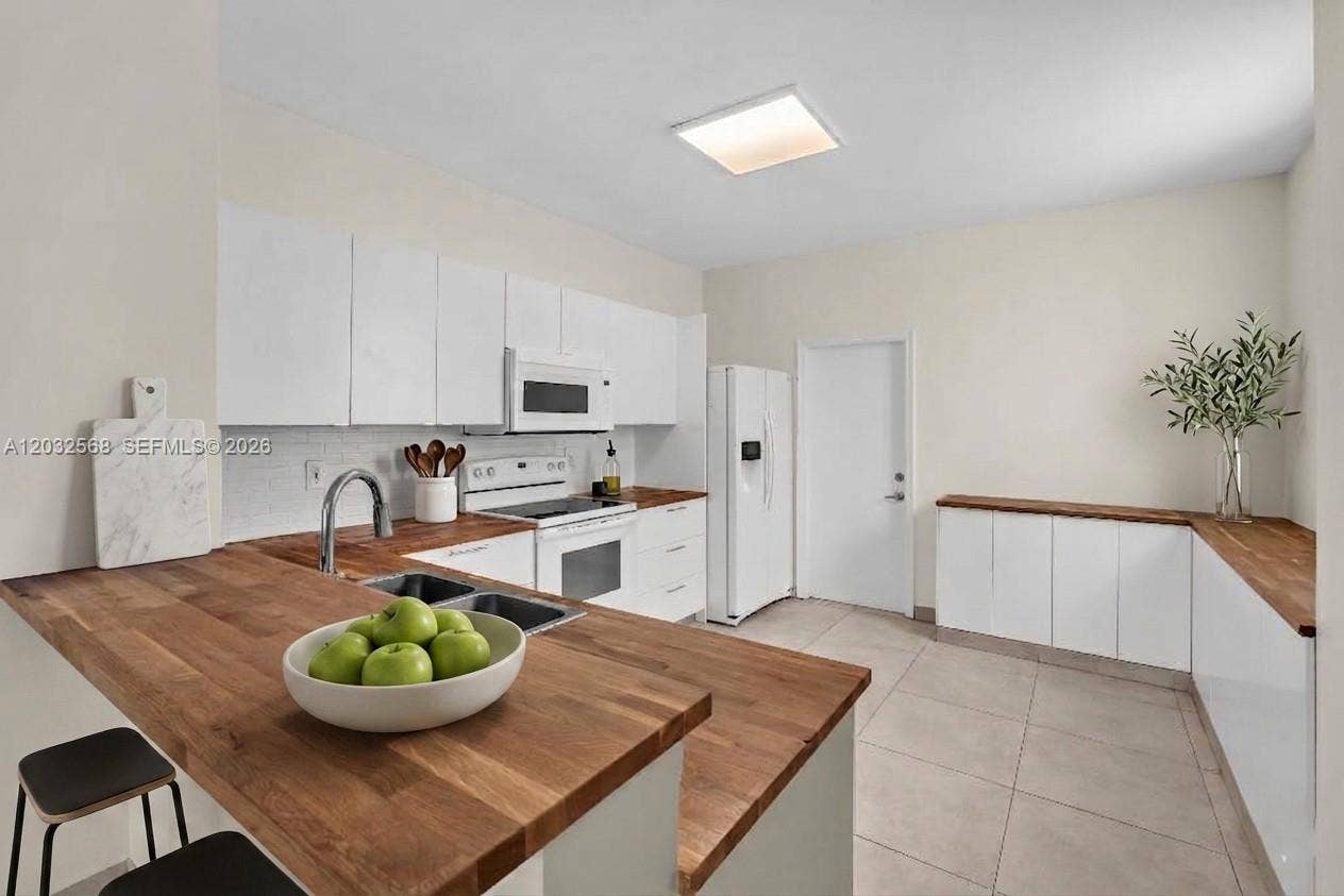 3698 San Simeon Circle, Weston, FL 33331 Photo 7