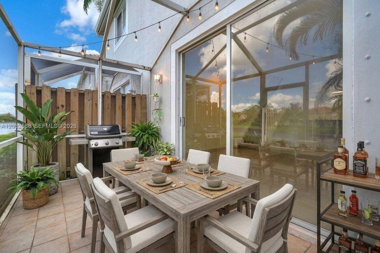 3698 San Simeon Circle, Weston, FL 33331 Photo 2