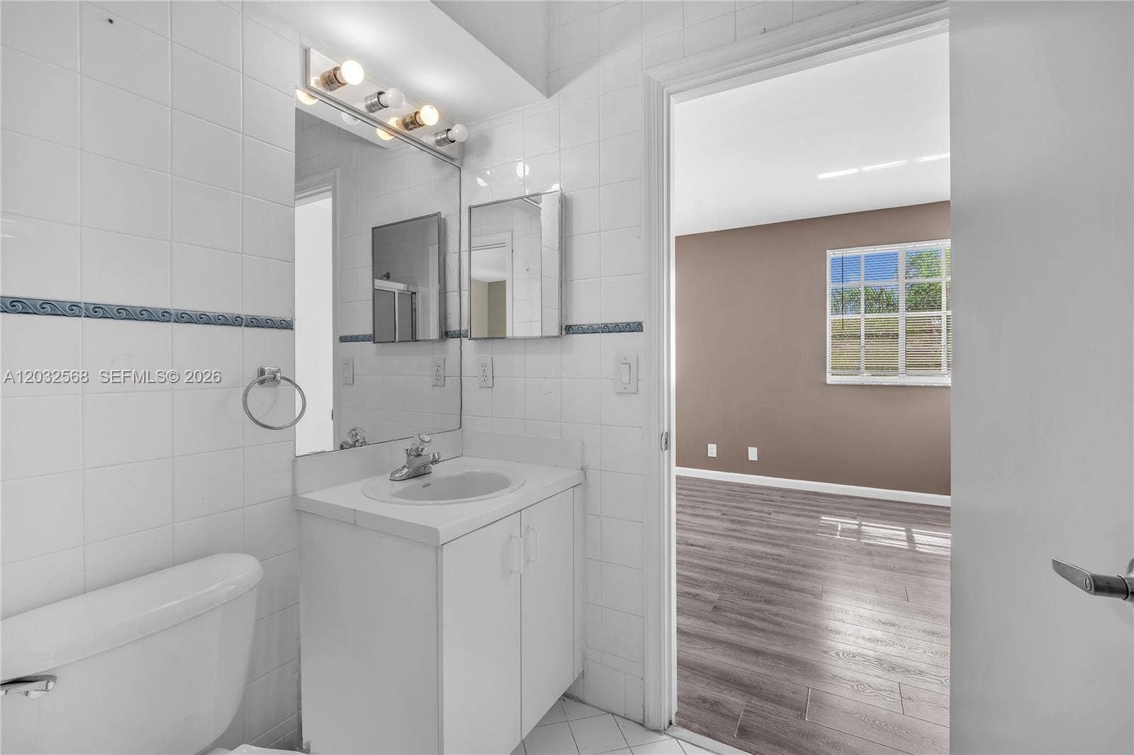 3698 San Simeon Circle, Weston, FL 33331 Photo 15