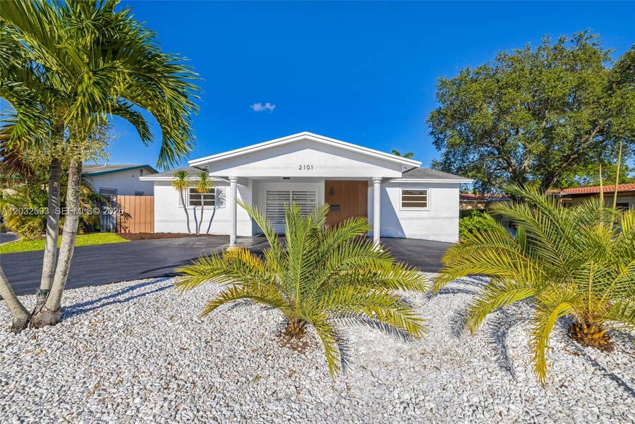 Property photo for 2101 N 56th Avenue, Hollywood, FL