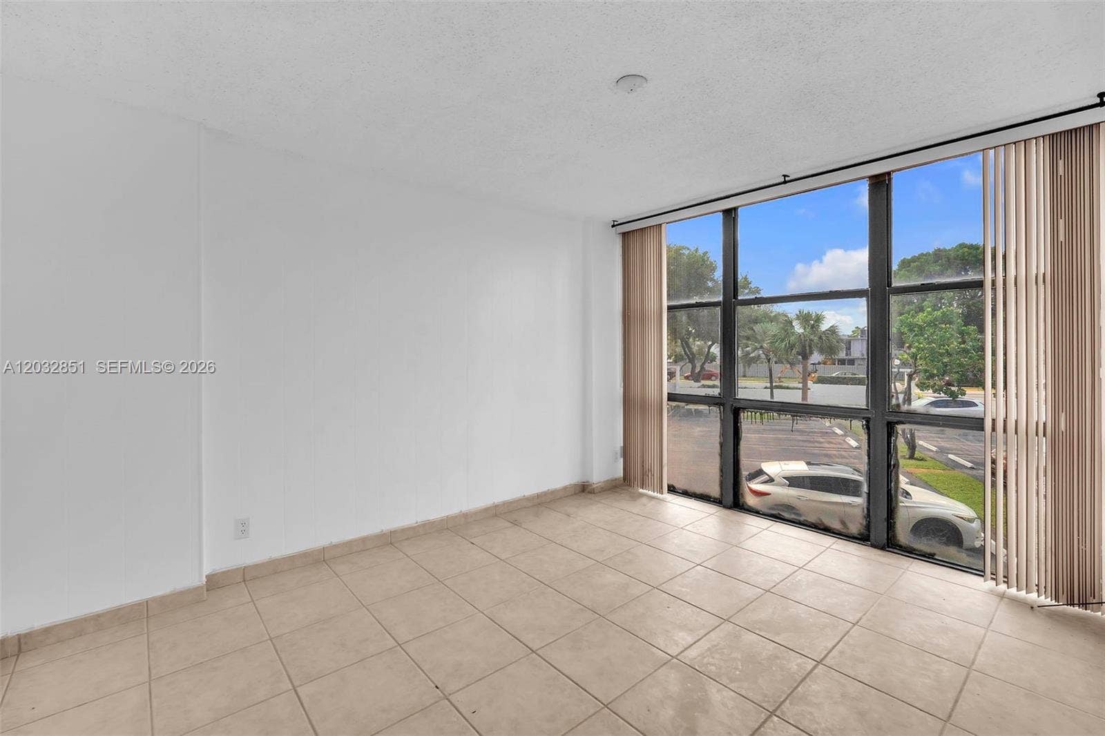 1000 Parkview Drive, #229, Hallandale Beach, FL 33009 Photo 22