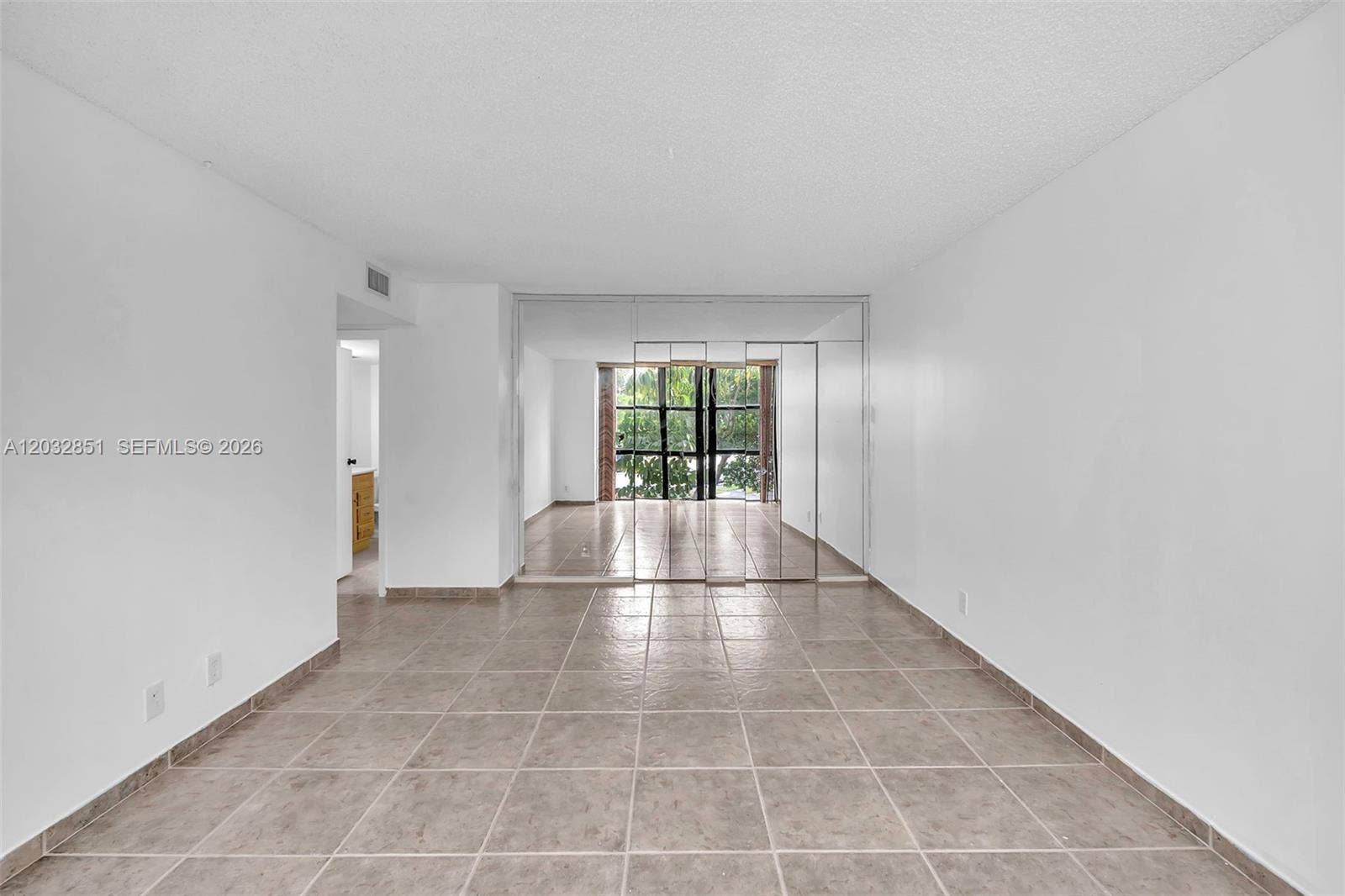 1000 Parkview Drive, #229, Hallandale Beach, FL 33009 Photo 17