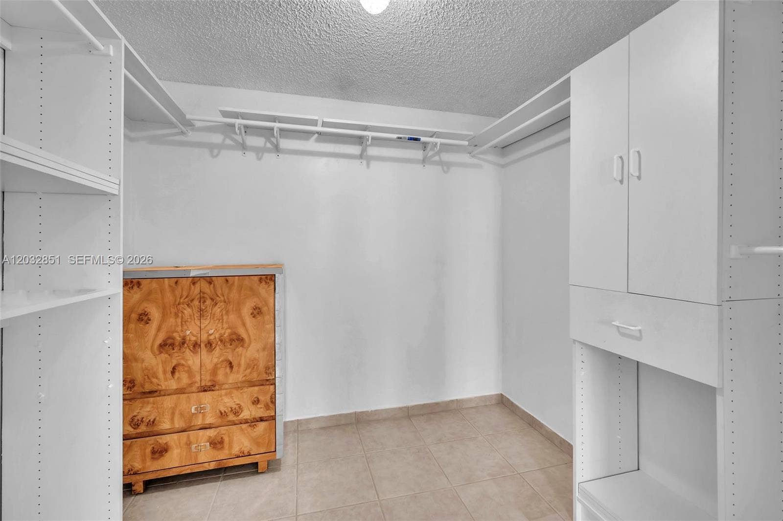 1000 Parkview Drive, #229, Hallandale Beach, FL 33009 Photo 19