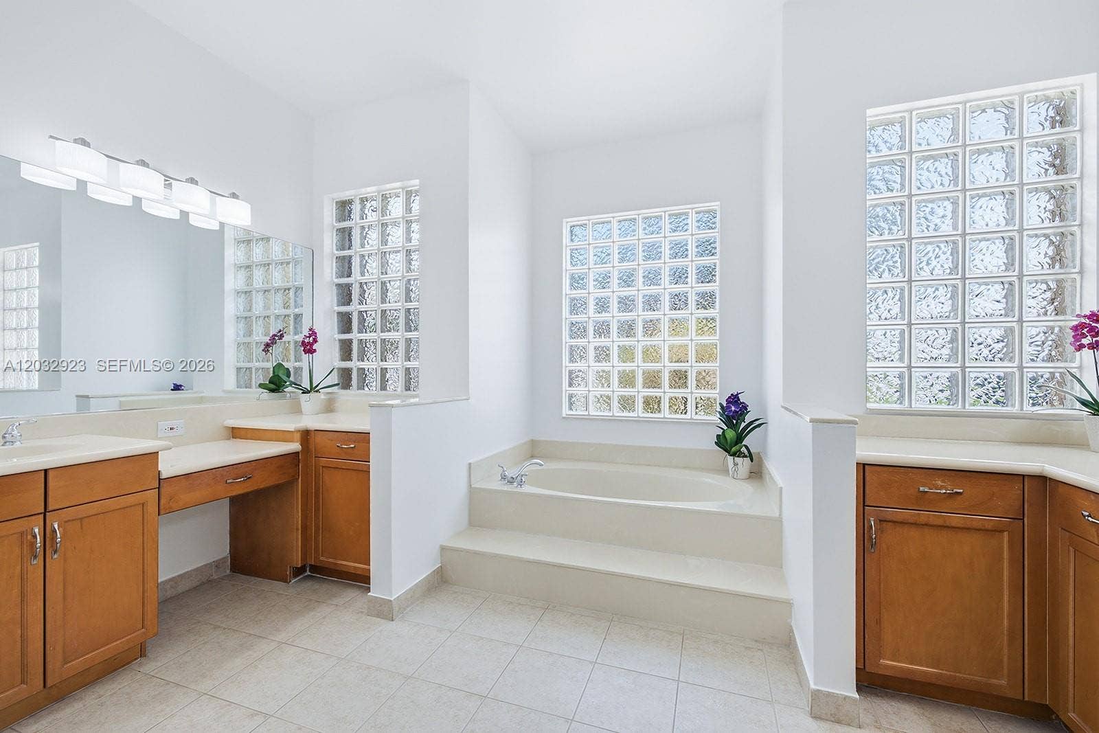 18543 SW 49th Street, Miramar, FL 33029 Master Bathroom downstairs