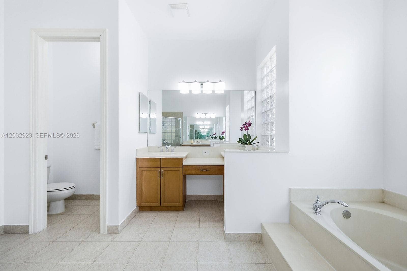 18543 SW 49th Street, Miramar, FL 33029 Master Bathroom downstairs
