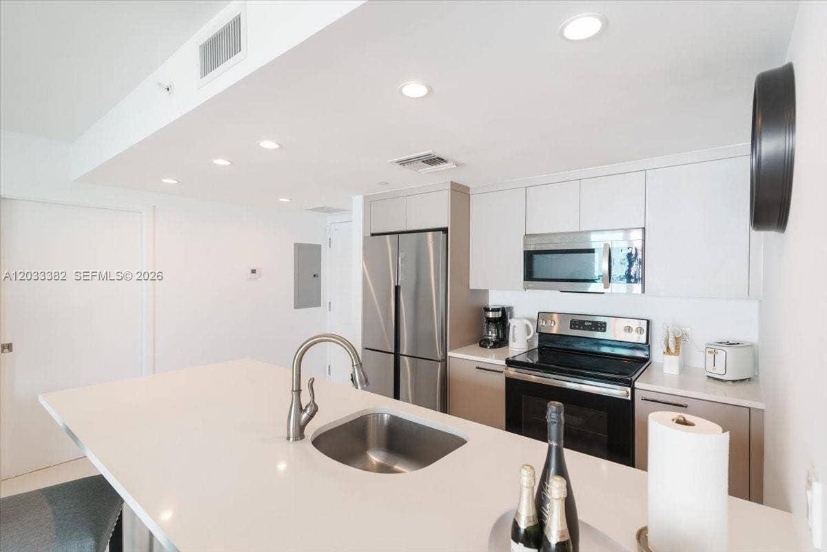 1150 101st Street, #502, Bay Harbor Islands, FL 33154 Photo 34
