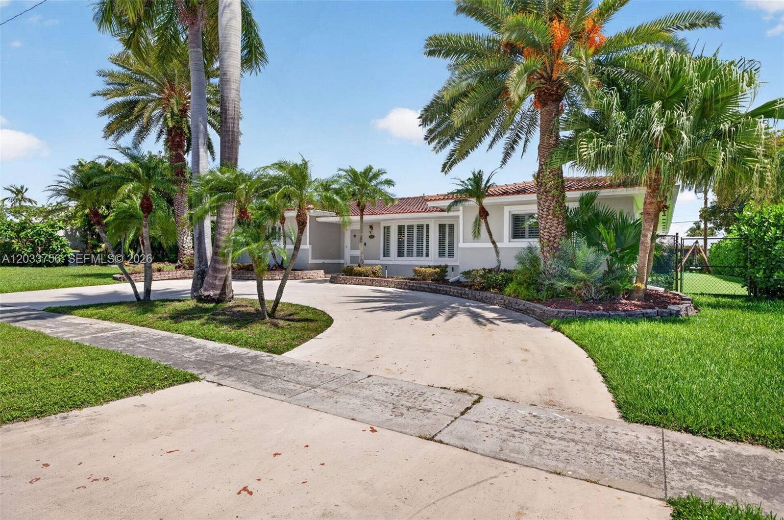 313 SE 6th Street, Dania Beach, FL 33004 Photo 1
