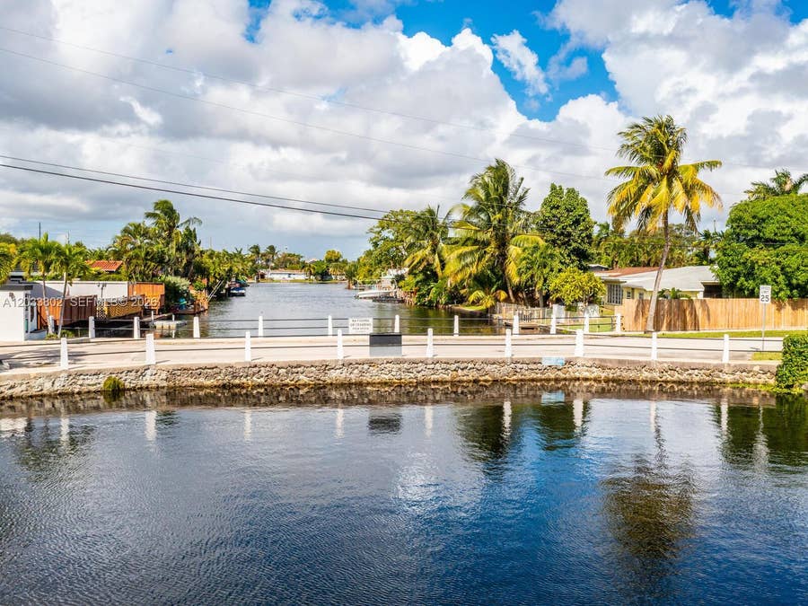 Property photo for 2856 NW 10th Avenue, Wilton Manors, FL