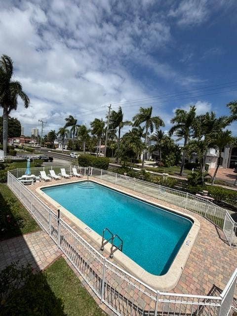 Property photo for 500 Layne Boulevard, #20, Hallandale Beach, FL
