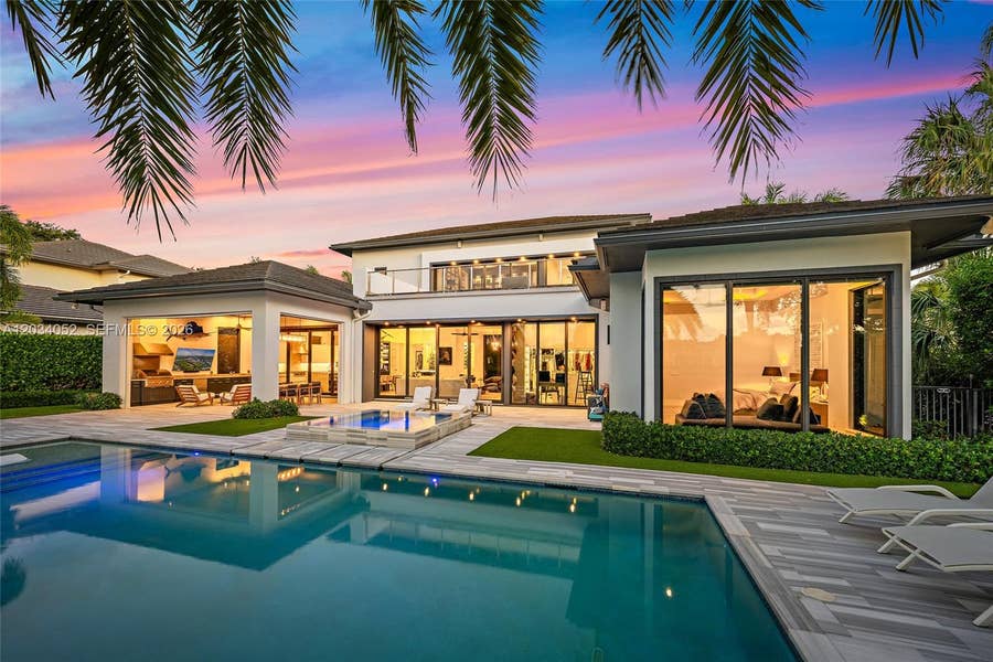Property photo for 162 Commodore Drive, Jupiter, FL