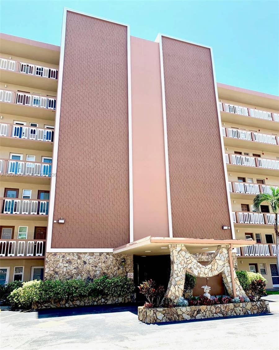 Property photo for 501 NE 14th Avenue, #601, Hallandale Beach, FL