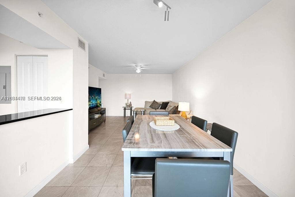 610 W Las Olas Boulevard, #312N, Fort Lauderdale, FL 33312 Photo 4