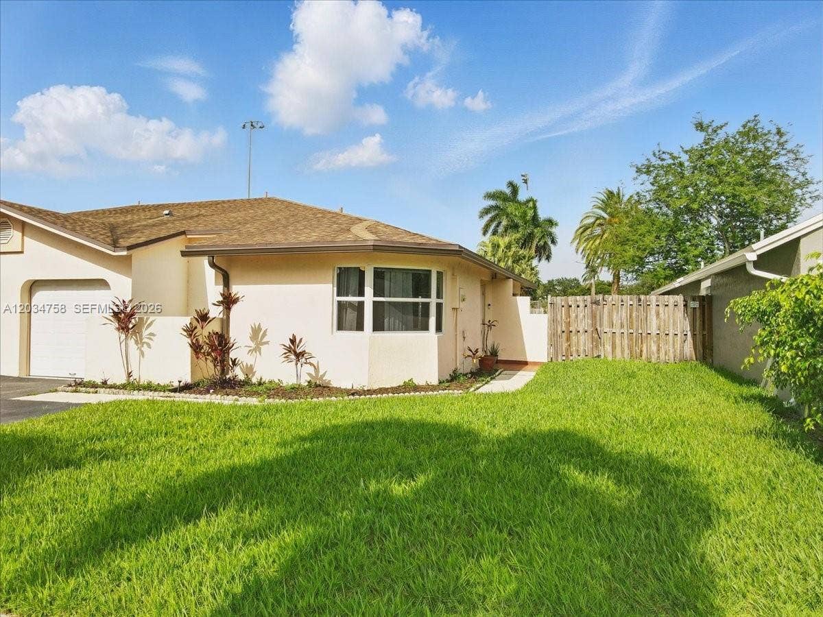 5874 SW 97th Terrace, Cooper City, FL 33328 Photo 1