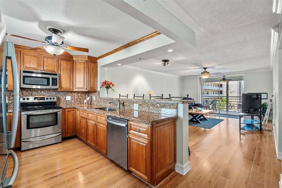 Property photo for 325 SE 11th Terrace, #308, Dania Beach, FL