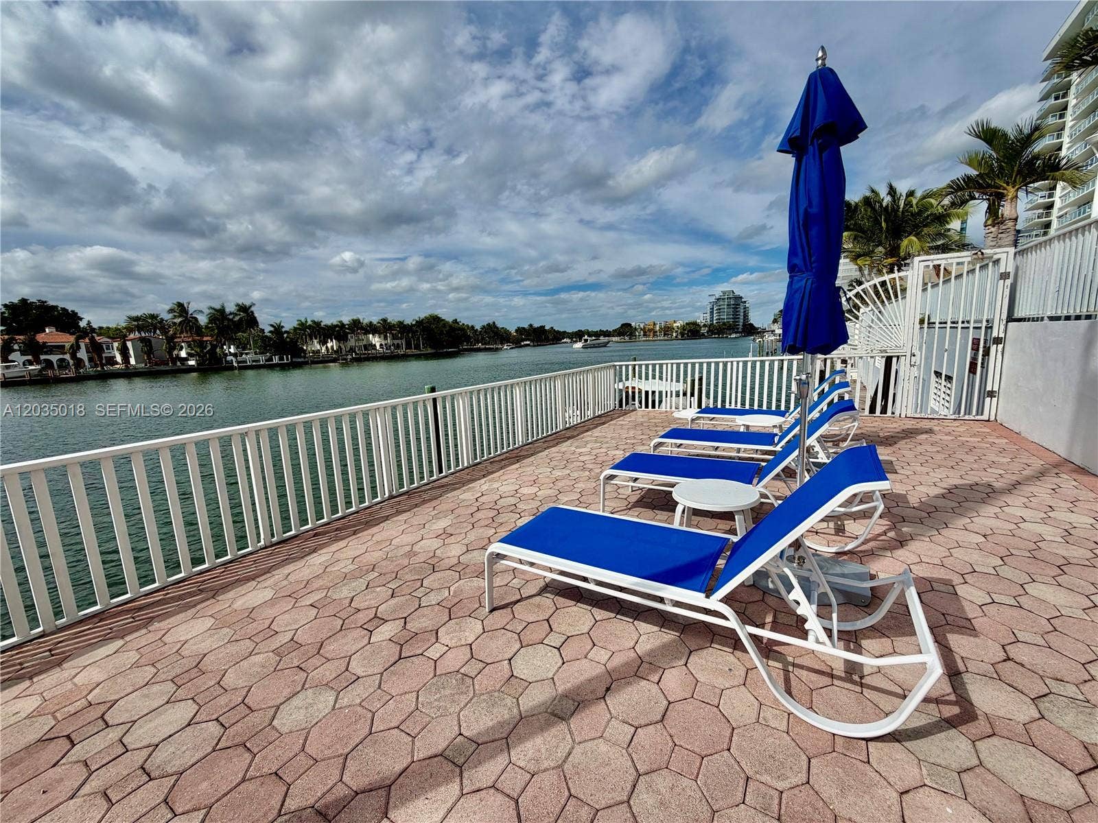 5700 Collins Avenue, #14M, Miami Beach, FL 33140 Photo 4