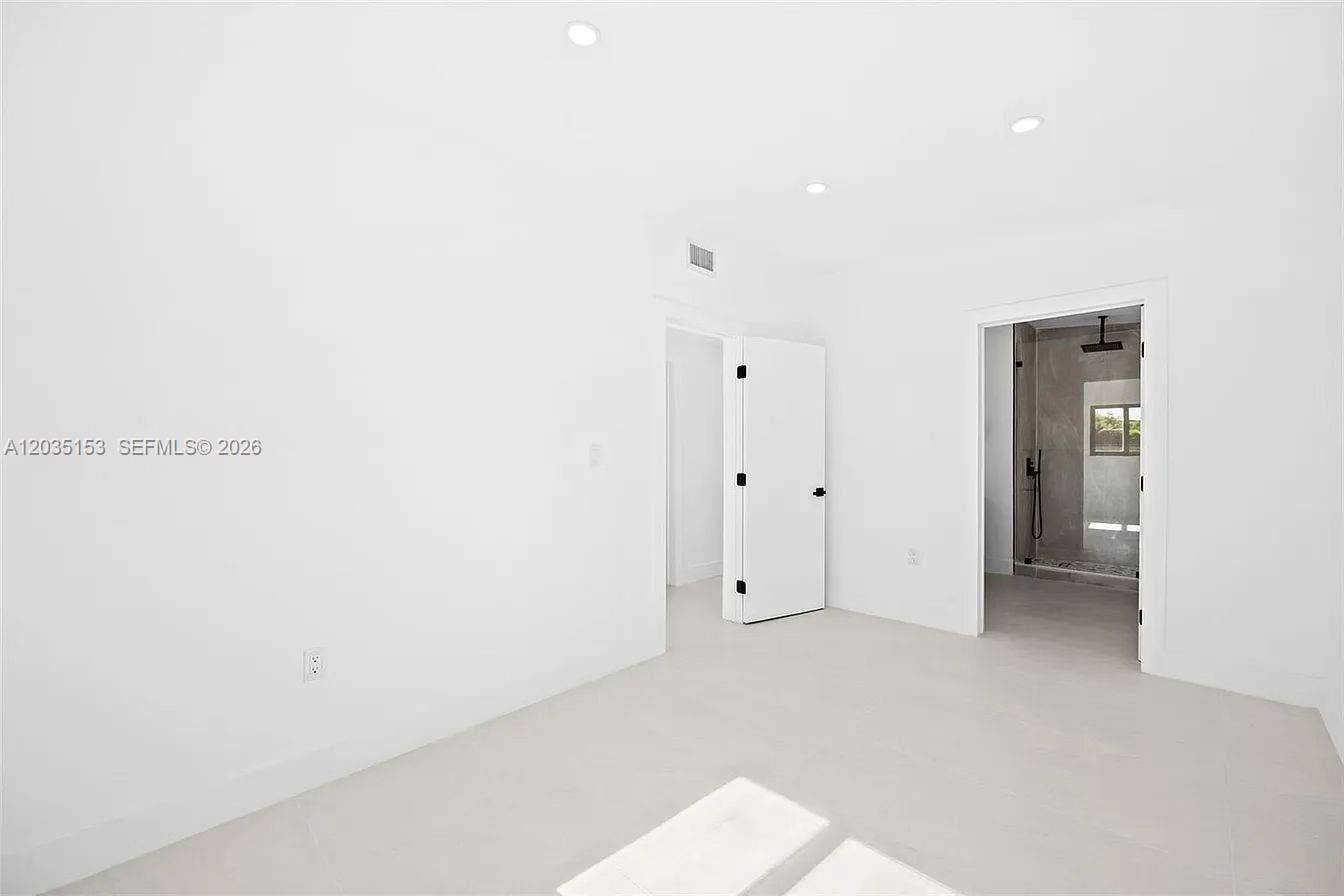 10000 SW 43rd Street, Miami, FL 33165 Photo 12