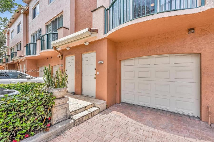 Property photo for 2107 SE 10th Avenue, #809, Fort Lauderdale, FL