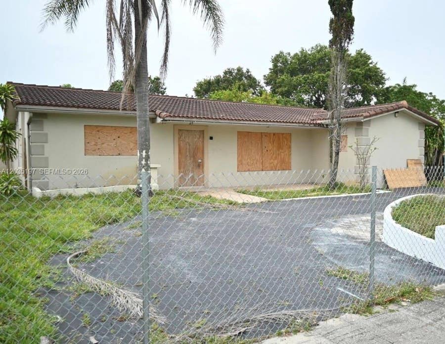 Property photo for Hollywood, FL