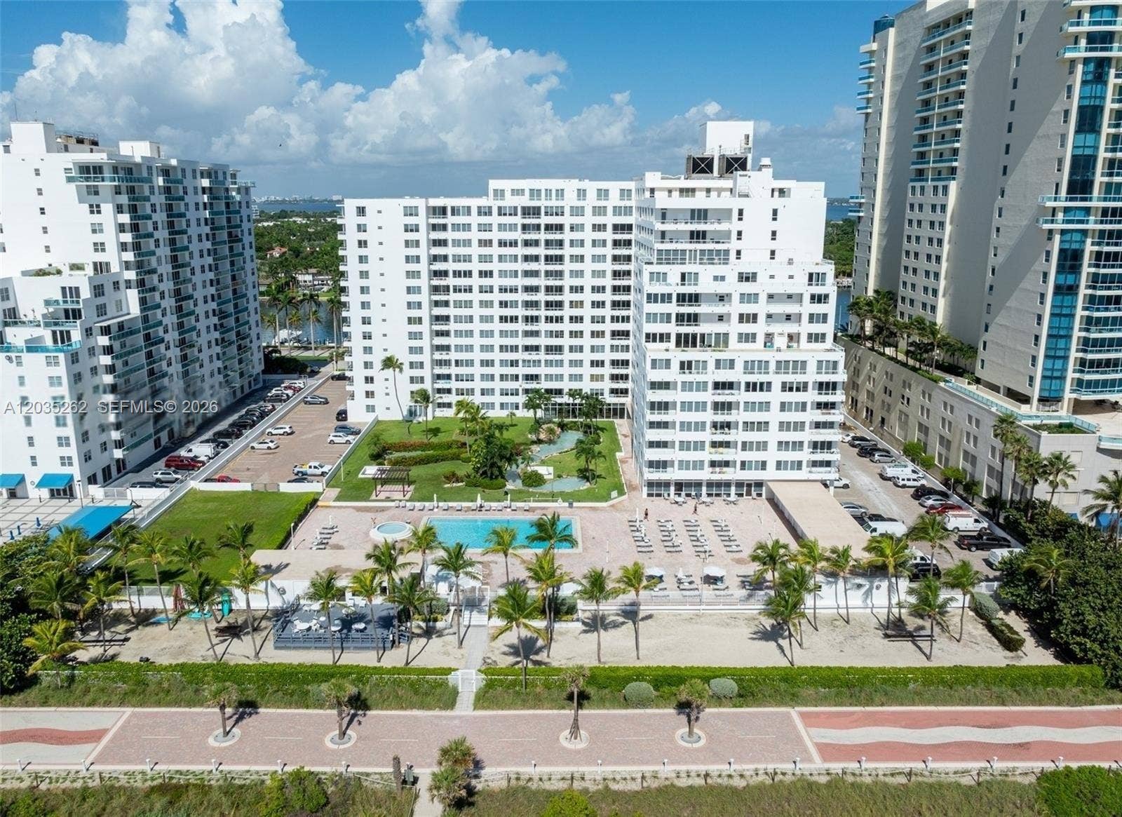 5005 Collins Avenue, #PH02, Miami Beach, FL 33140 Photo 23