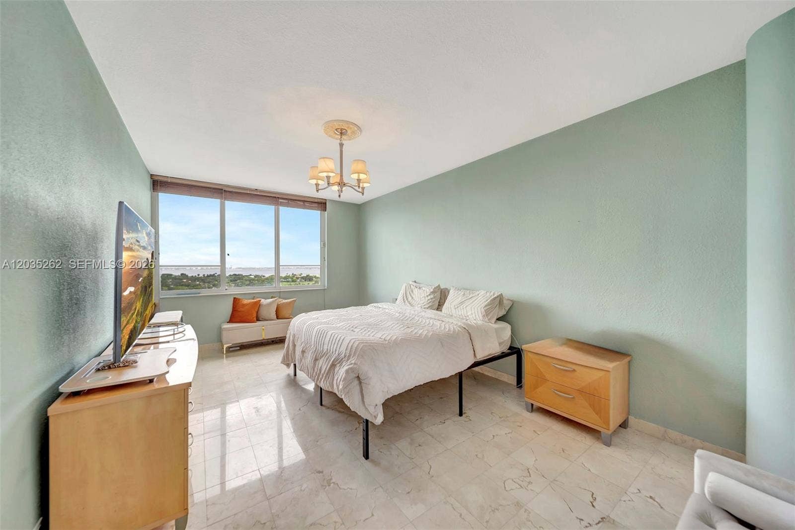 5005 Collins Avenue, #PH02, Miami Beach, FL 33140 Photo 11